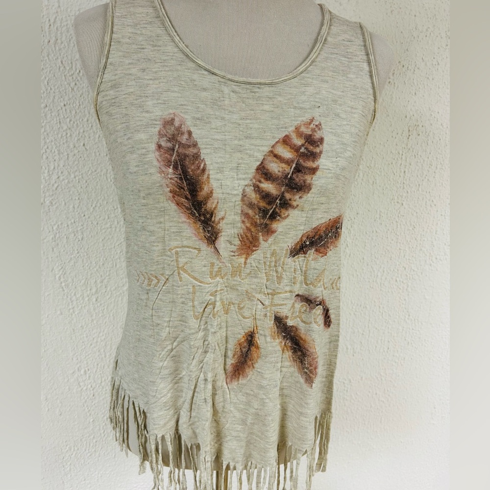 Maurices Boho Fringe Tank Top Run Wild Live Free Feather Graphic Beige‎ Small
